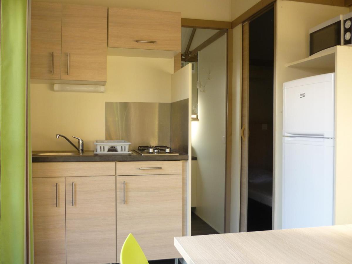 Camping Onlycamp Tours Val De Loire Saint-Avertin Exteriör bild
