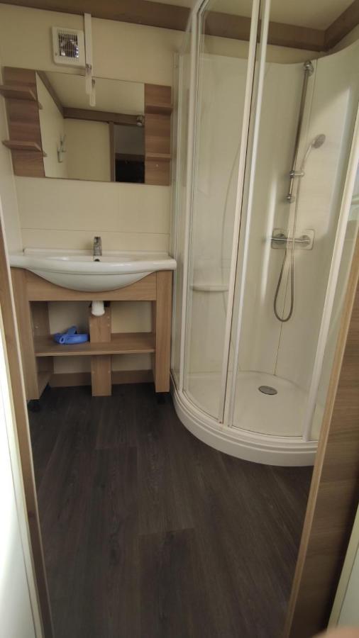 Camping Onlycamp Tours Val De Loire Saint-Avertin Exteriör bild